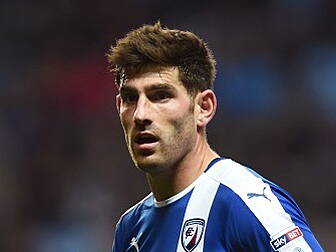 Ched Evans re-signs for Sheffi...